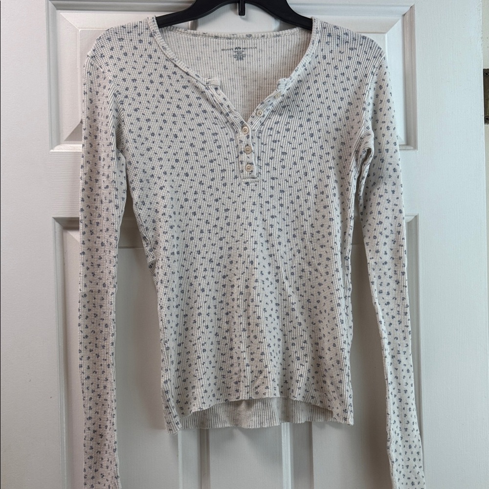Brandy Melville Long Sleeve Top